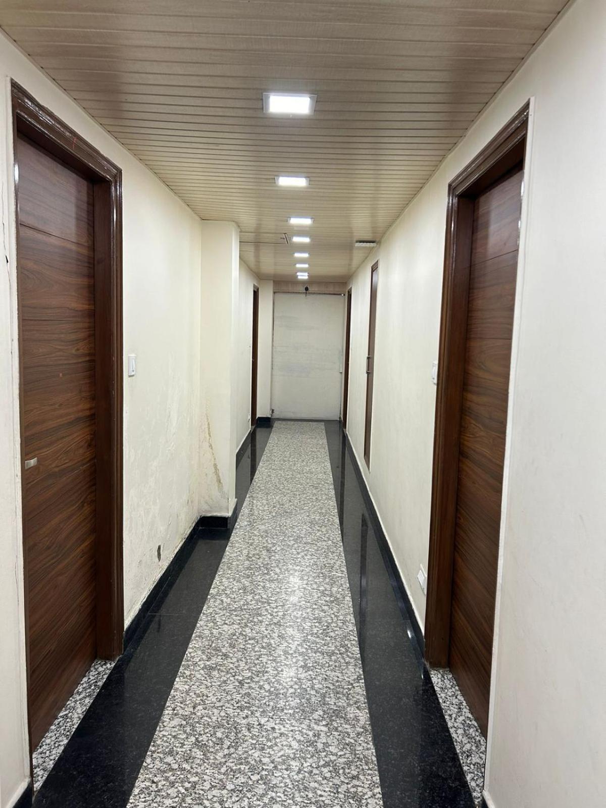 Yog Maya Regency B&B Shimla Buitenkant foto